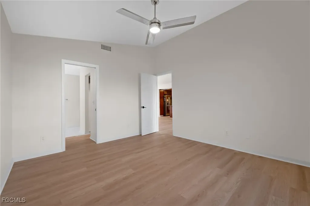 906 SW 7th Court Cape Coral FL 33991