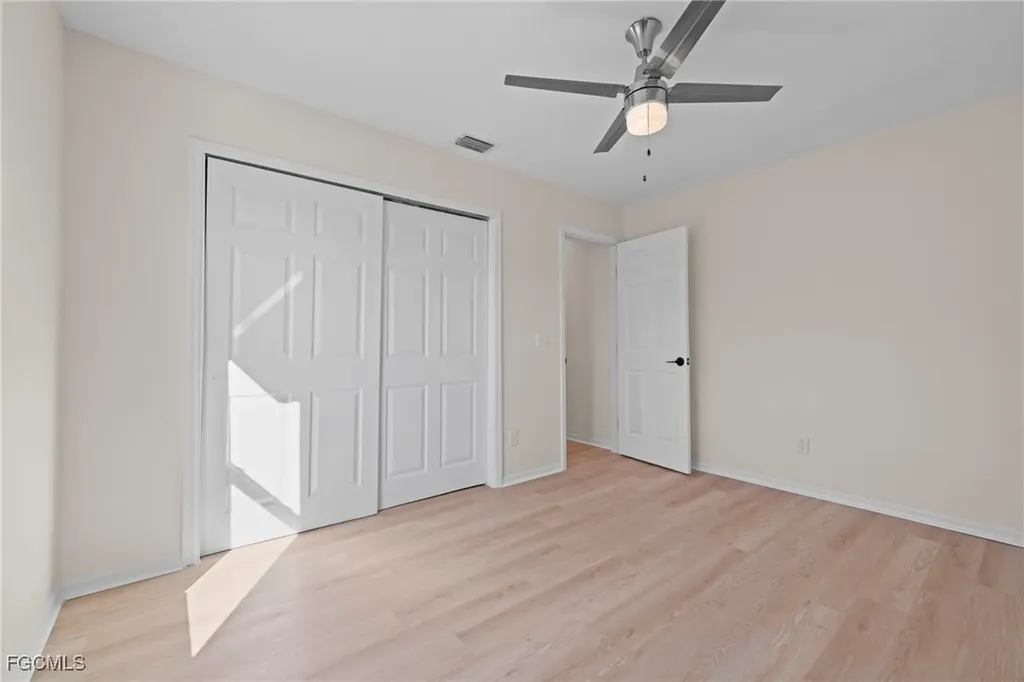 906 SW 7th Court Cape Coral FL 33991