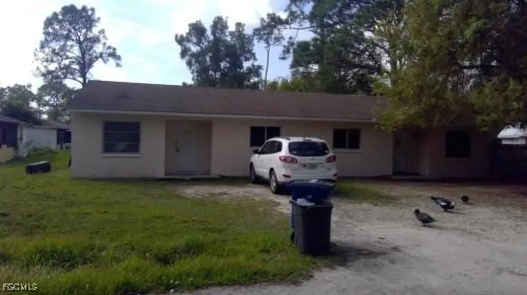 2109 Eloise Circle North Fort Myers FL 33917
