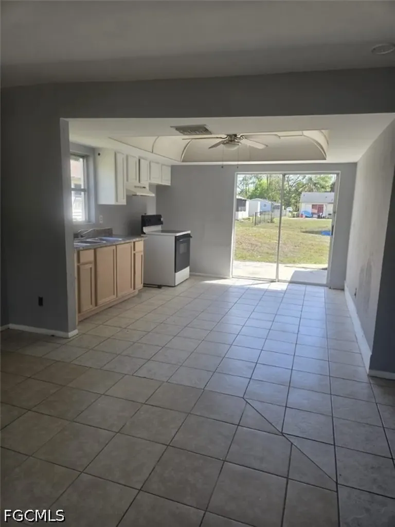2109 Eloise Circle North Fort Myers FL 33917