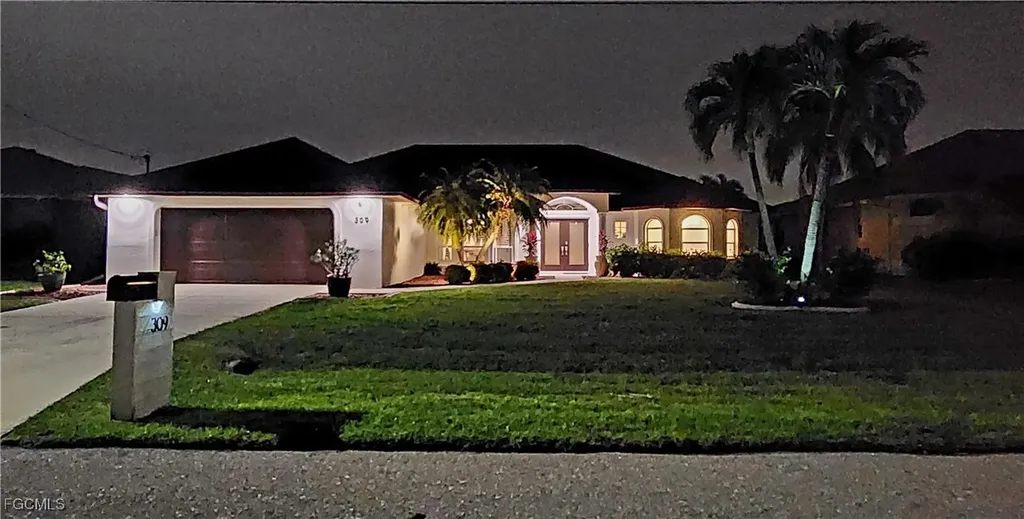 309 SE 28th Terrace Cape Coral FL 33904