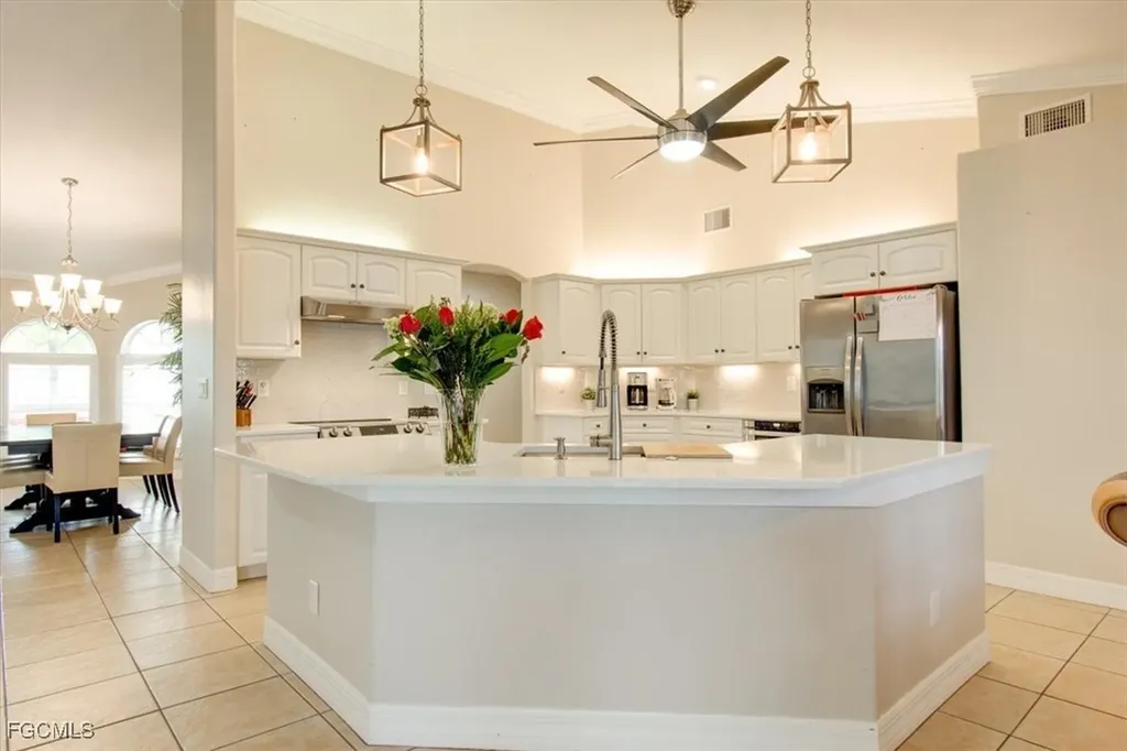309 SE 28th Terrace Cape Coral FL 33904