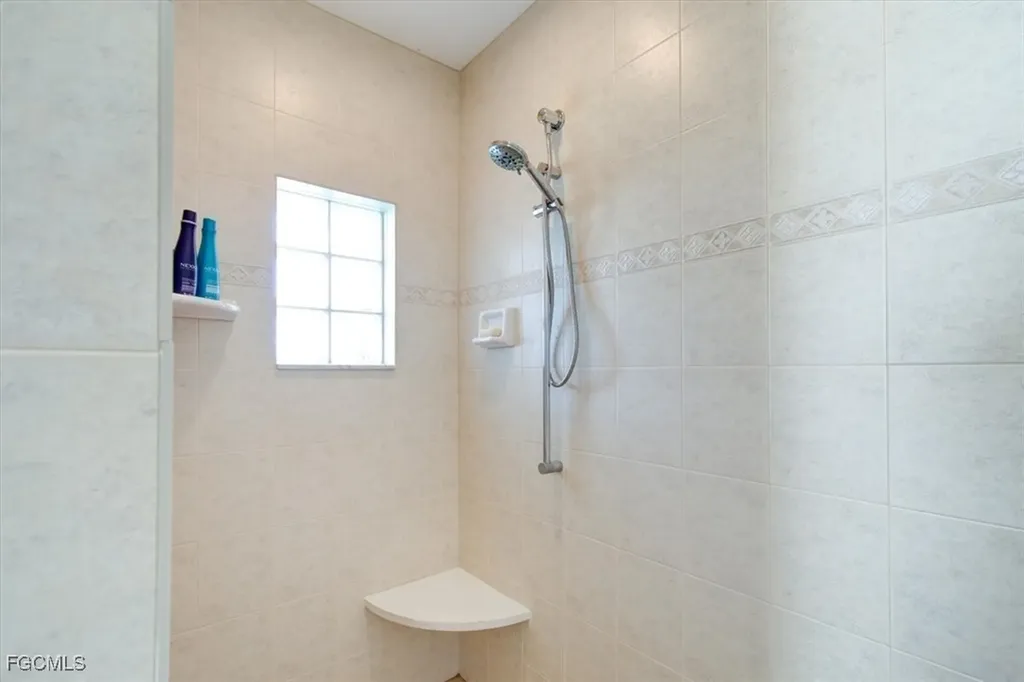 309 SE 28th Terrace Cape Coral FL 33904