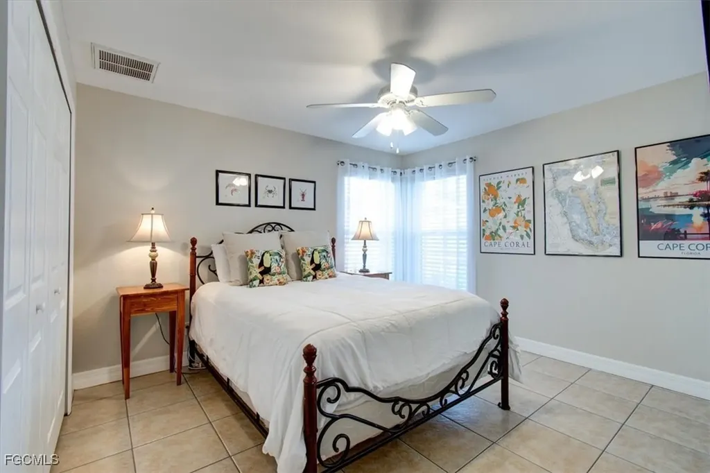 309 SE 28th Terrace Cape Coral FL 33904