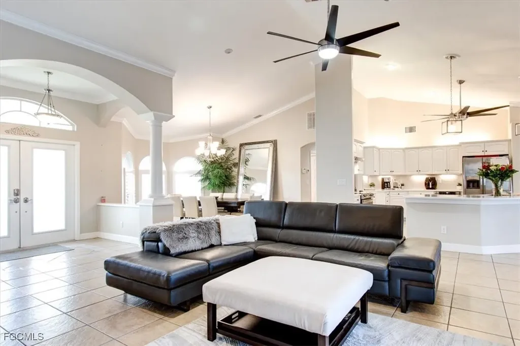 309 SE 28th Terrace Cape Coral FL 33904
