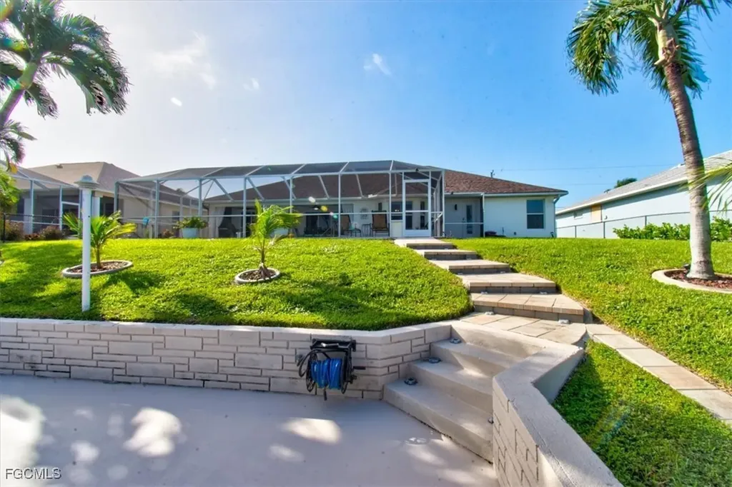 309 SE 28th Terrace Cape Coral FL 33904