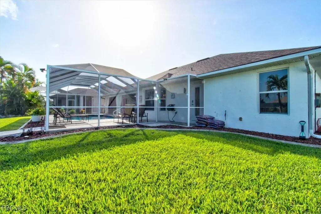 309 SE 28th Terrace Cape Coral FL 33904