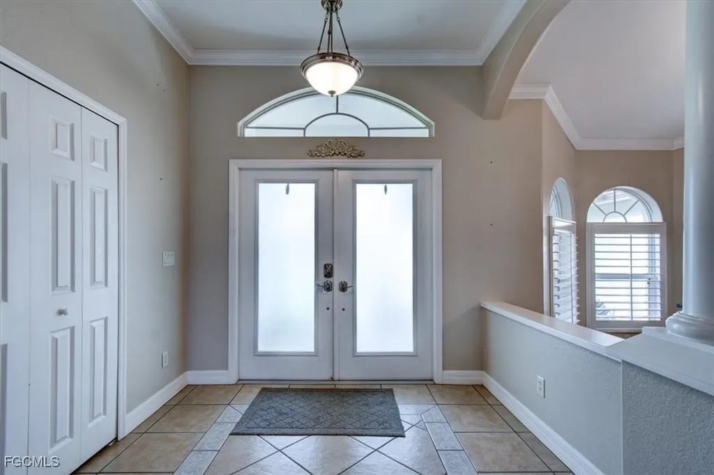 309 SE 28th Terrace Cape Coral FL 33904