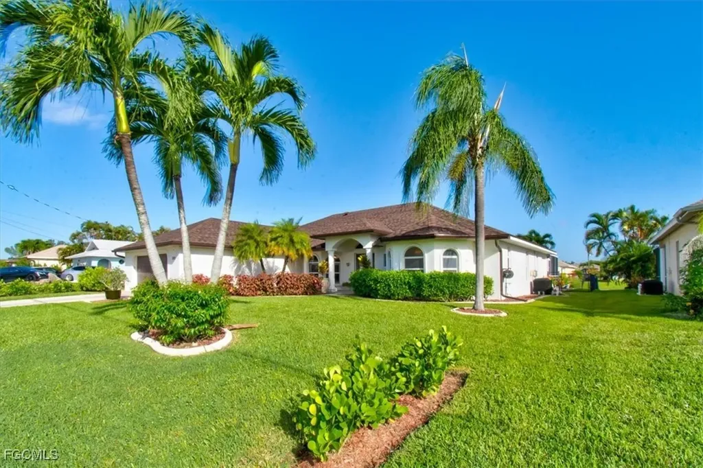 309 SE 28th Terrace Cape Coral FL 33904