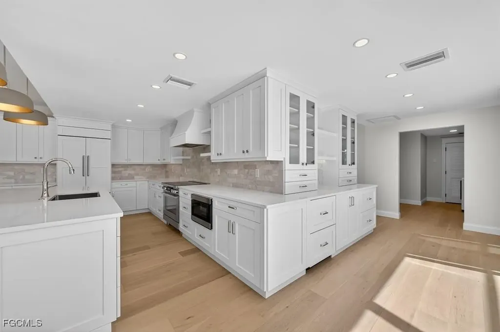 924 Kings Crown Drive Sanibel FL 33957