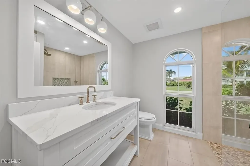 924 Kings Crown Drive Sanibel FL 33957