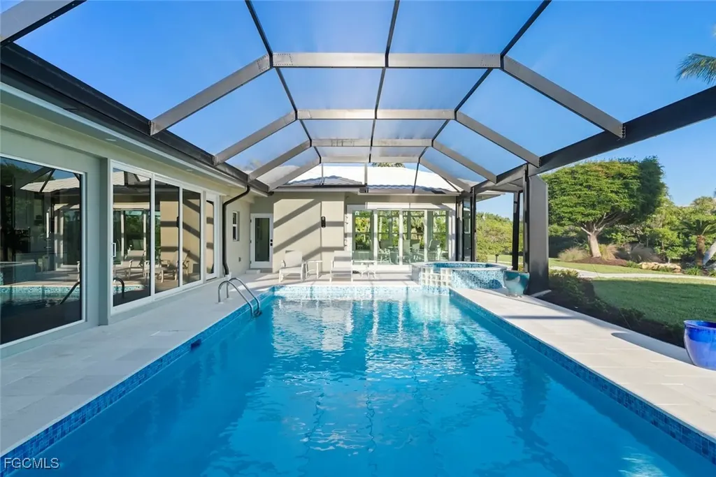 924 Kings Crown Drive Sanibel FL 33957
