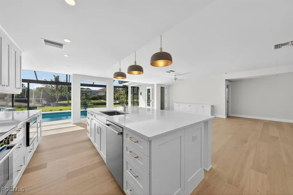 924 Kings Crown Drive Sanibel FL 33957
