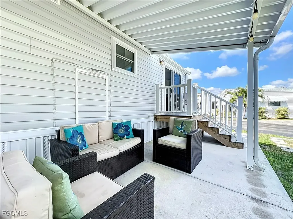 11561 Blue Warbler Drive Fort Myers FL 33908