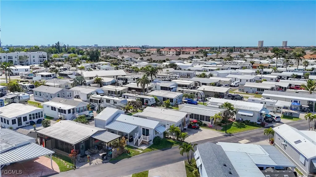 11561 Blue Warbler Drive Fort Myers FL 33908