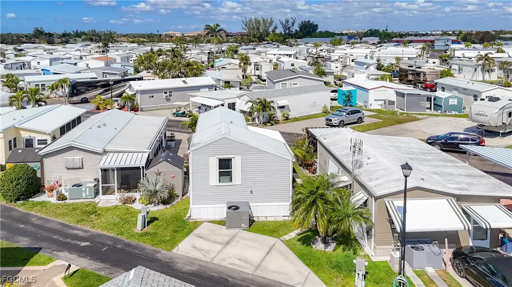 11561 Blue Warbler Drive Fort Myers FL 33908