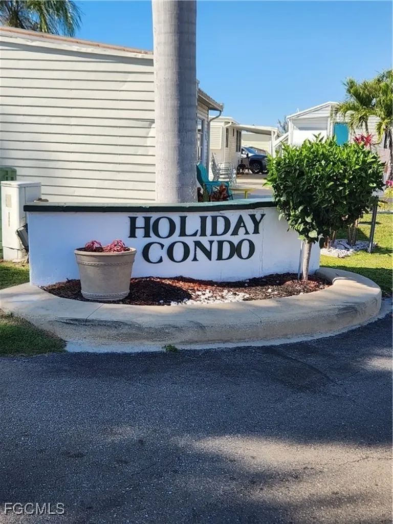 11561 Blue Warbler Drive Fort Myers FL 33908