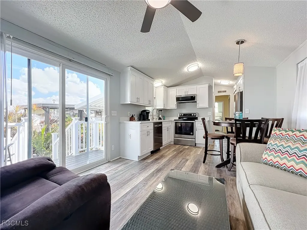 11561 Blue Warbler Drive Fort Myers FL 33908