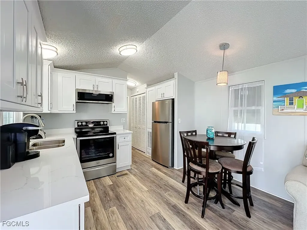 11561 Blue Warbler Drive Fort Myers FL 33908