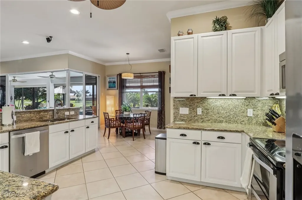 11558 Royal Tee Circle Cape Coral FL 33991