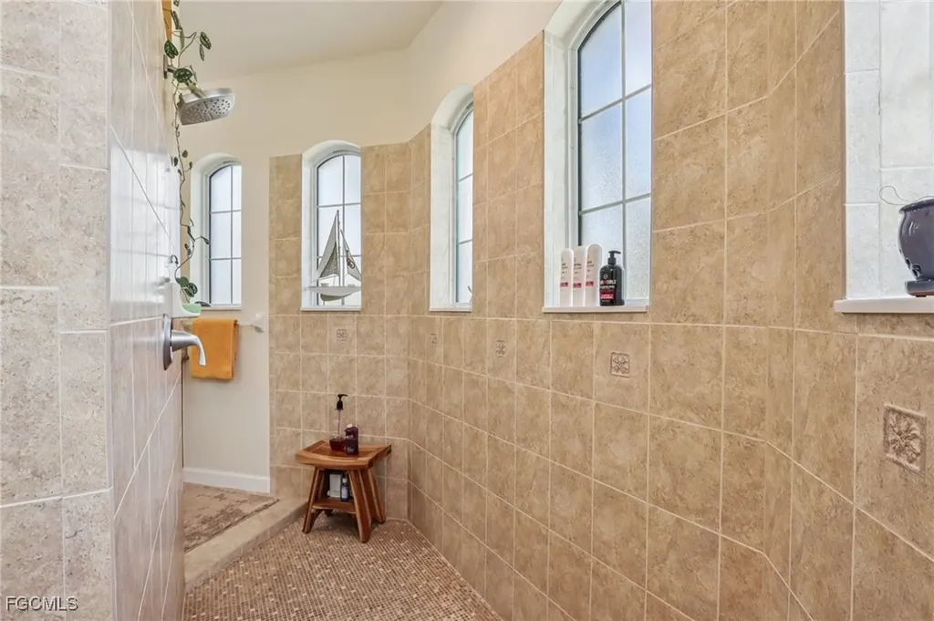 11558 Royal Tee Circle Cape Coral FL 33991