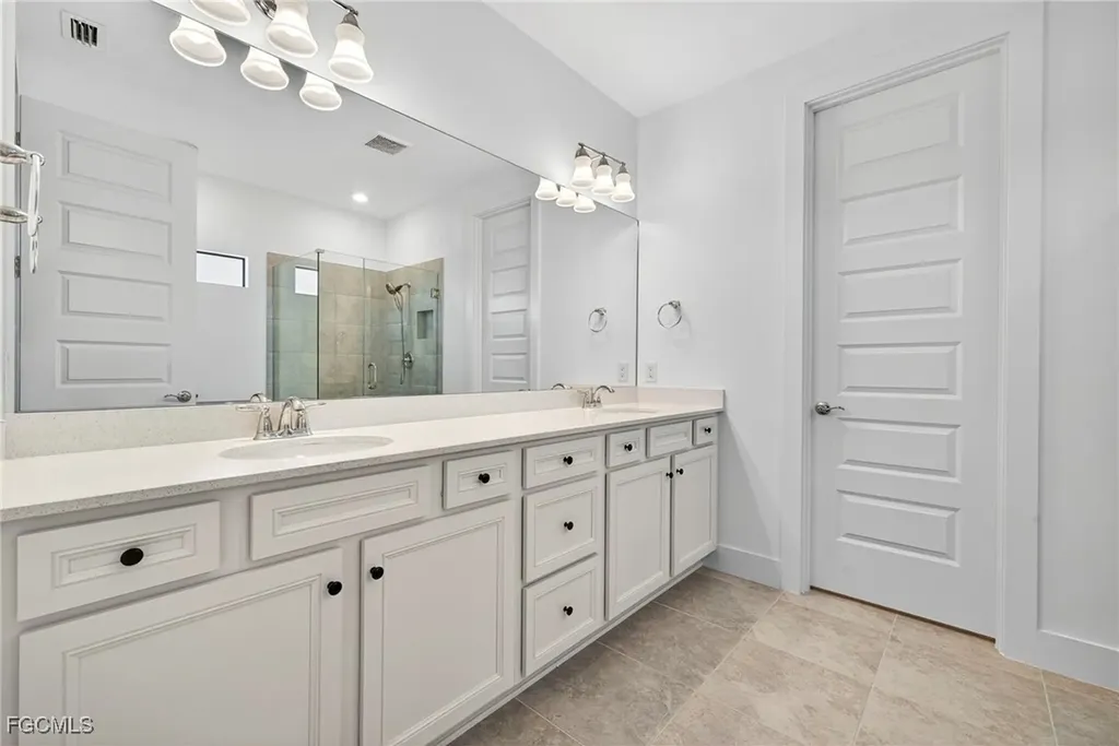 4351 Washington Place Ave Maria FL 34142