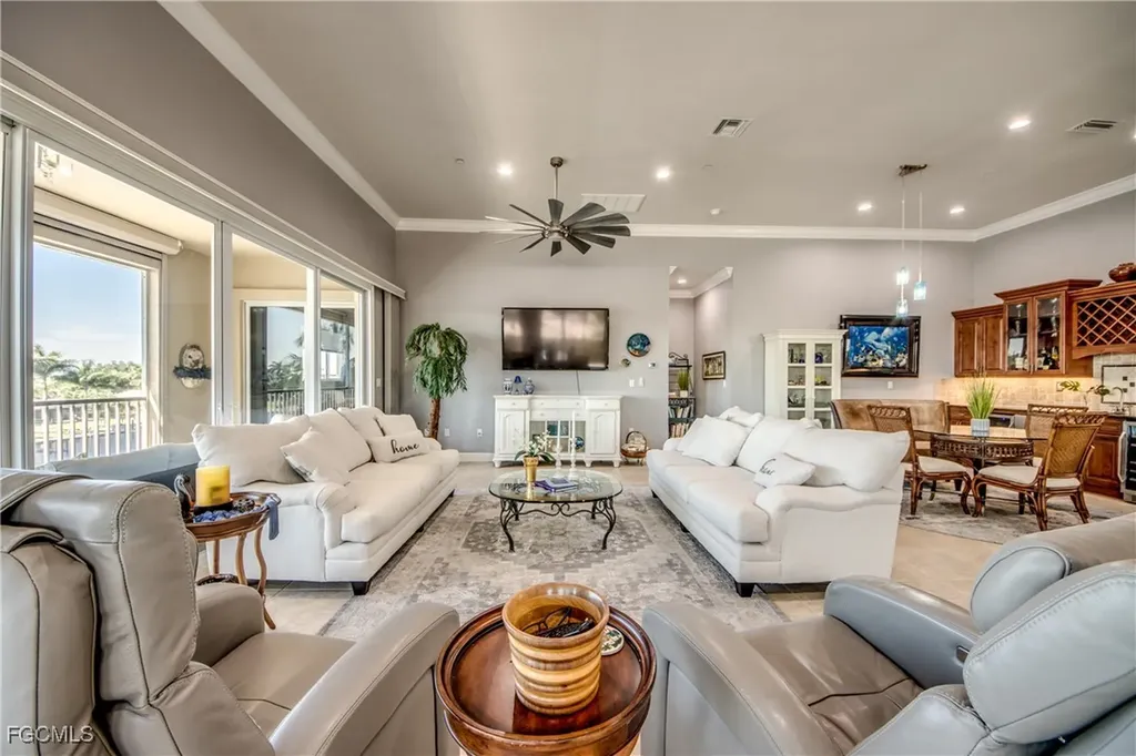 1640 Beach Parkway Cape Coral FL 33904