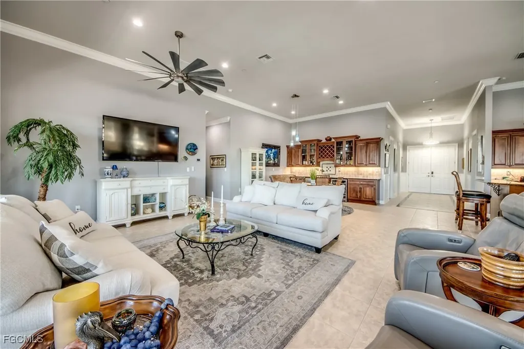 1640 Beach Parkway Cape Coral FL 33904