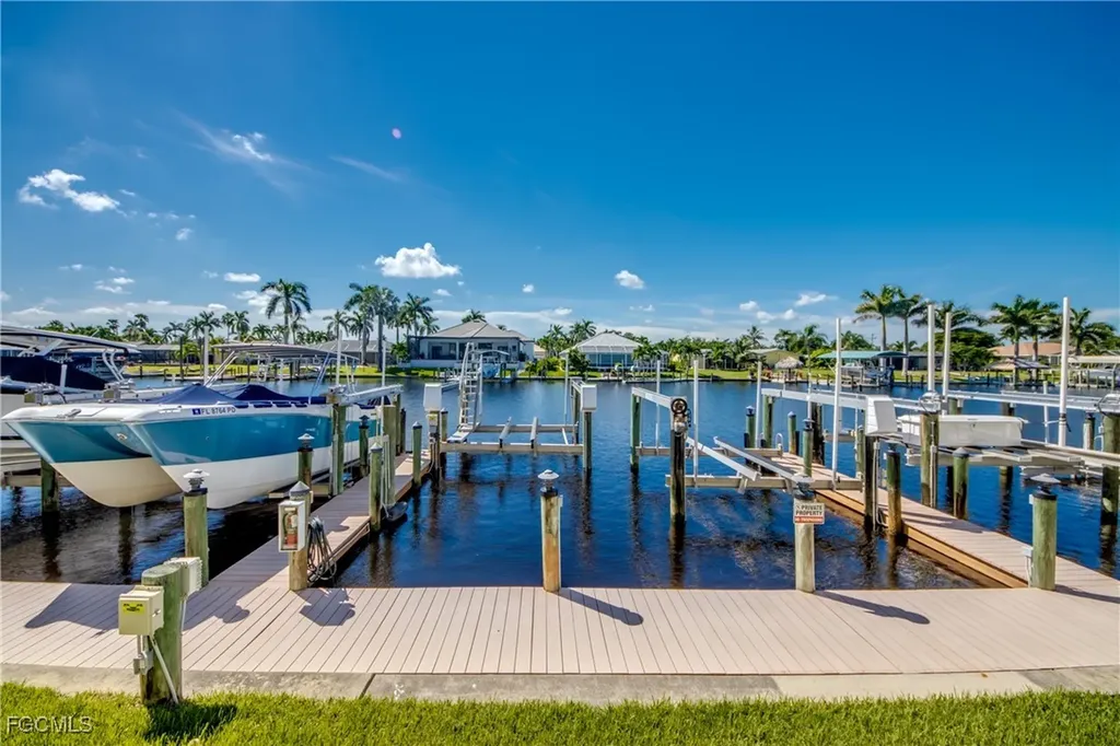 1640 Beach Parkway Cape Coral FL 33904