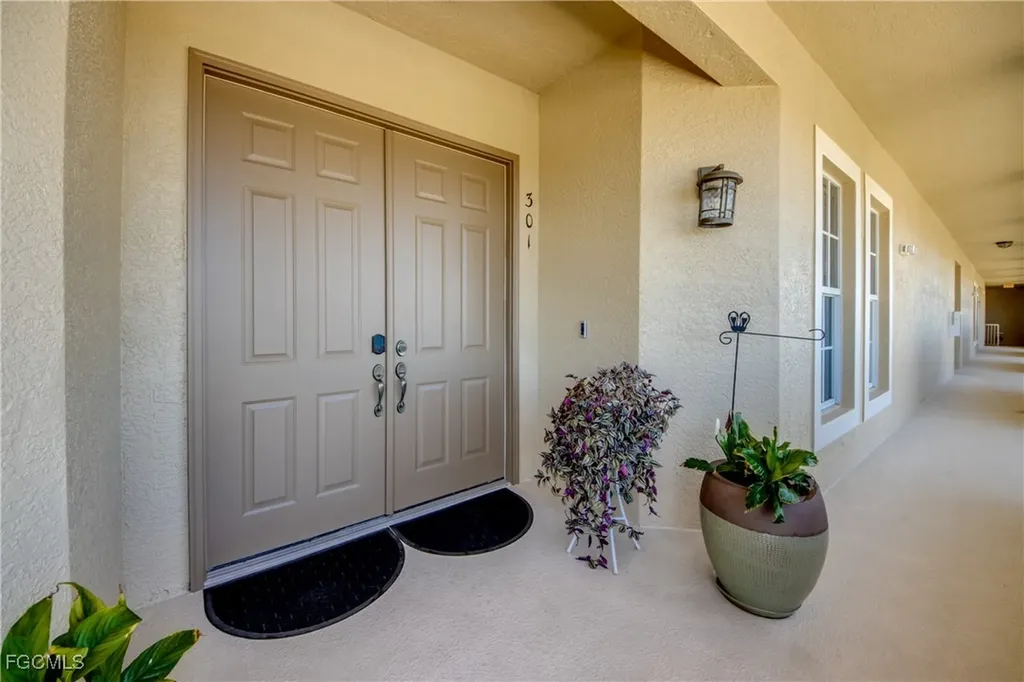 1640 Beach Parkway Cape Coral FL 33904