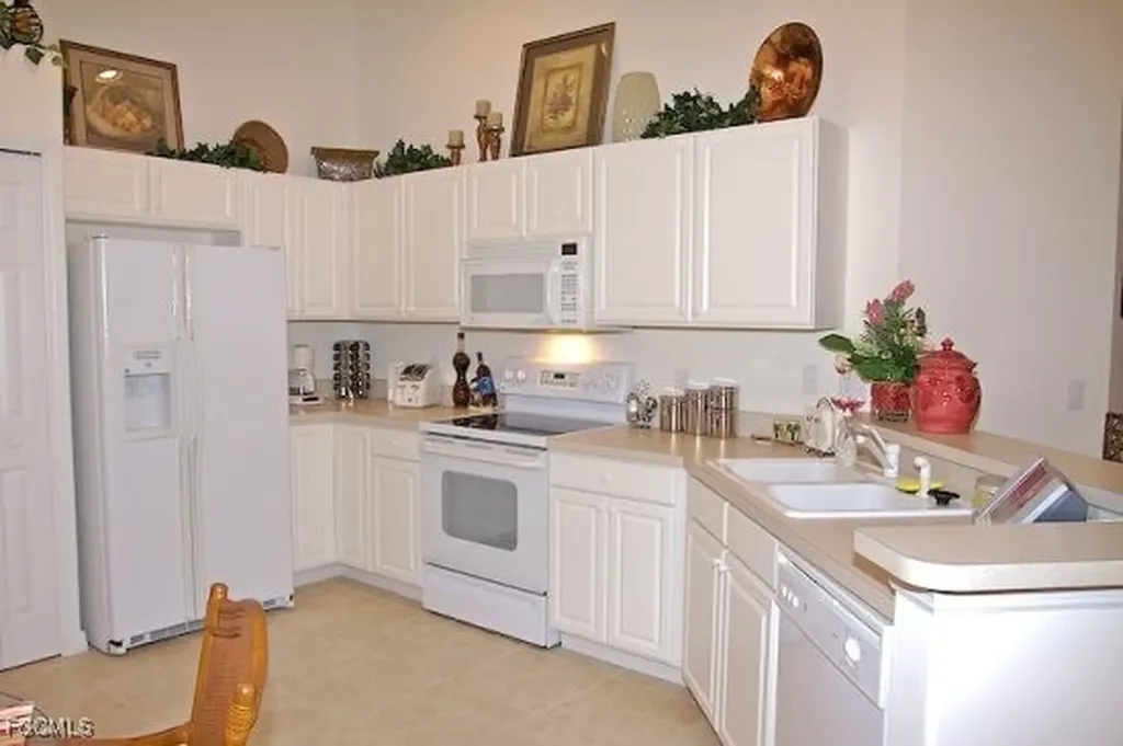 10128 Colonial Country Club Boulevard Fort Myers FL 33913