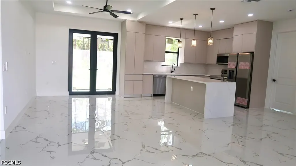 2106 E 13th Street Lehigh Acres FL 33972