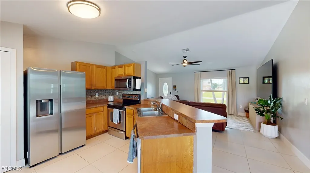 2105 NE 20th Street Cape Coral FL 33909