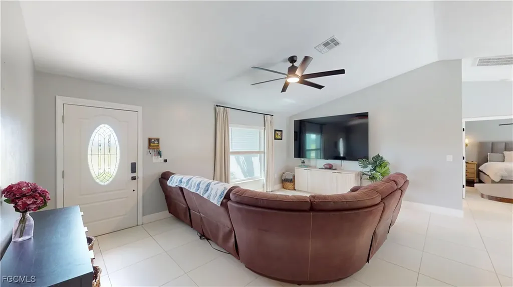 2105 NE 20th Street Cape Coral FL 33909