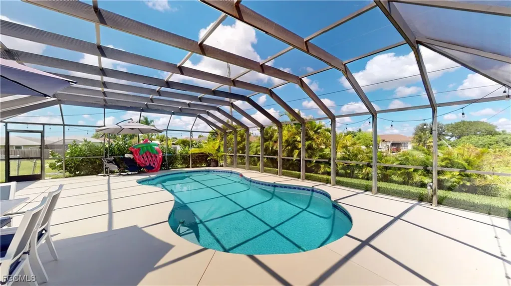 2105 NE 20th Street Cape Coral FL 33909