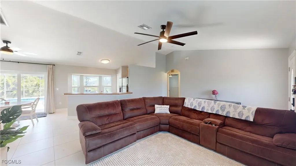 2105 NE 20th Street Cape Coral FL 33909