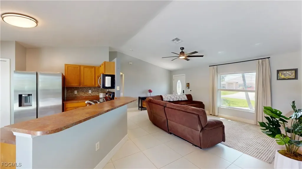 2105 NE 20th Street Cape Coral FL 33909