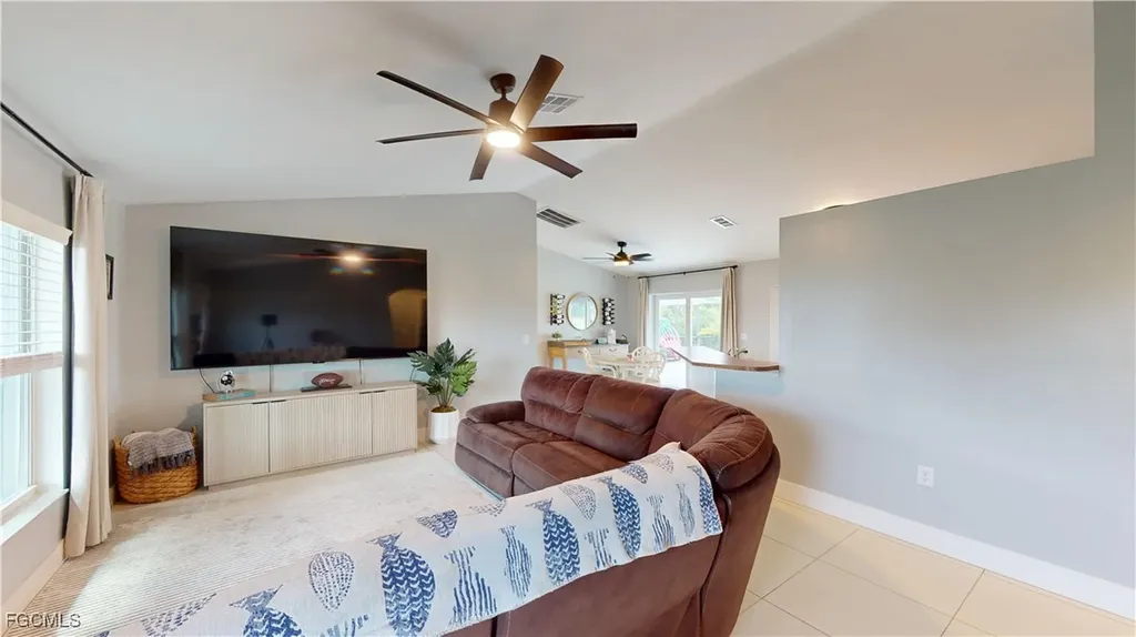 2105 NE 20th Street Cape Coral FL 33909