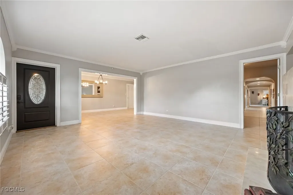 8327 Riviera Avenue Fort Myers FL 33919