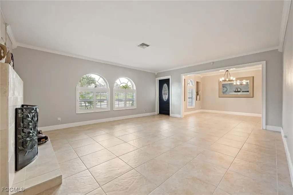 8327 Riviera Avenue Fort Myers FL 33919