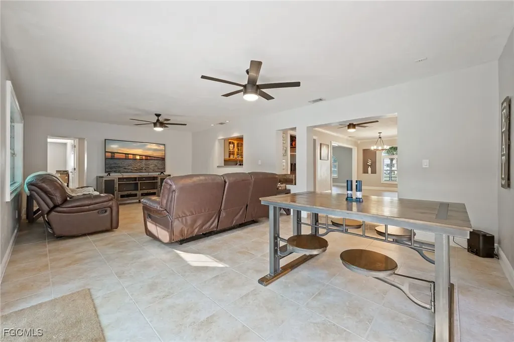 8327 Riviera Avenue Fort Myers FL 33919