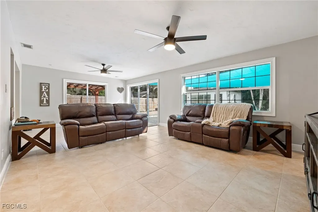 8327 Riviera Avenue Fort Myers FL 33919