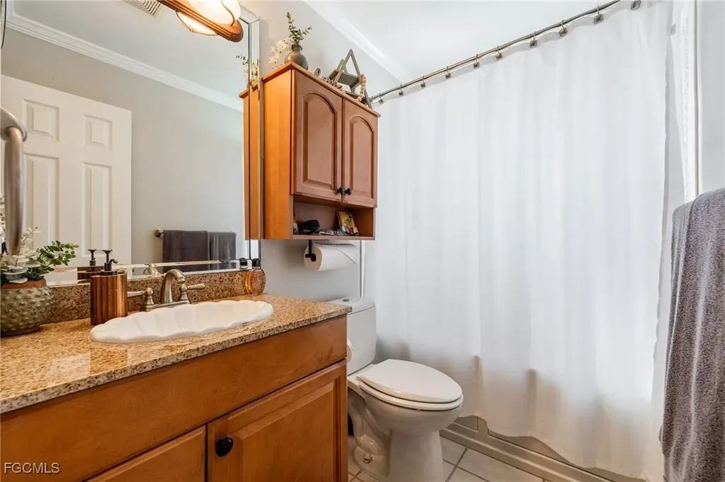 8327 Riviera Avenue Fort Myers FL 33919