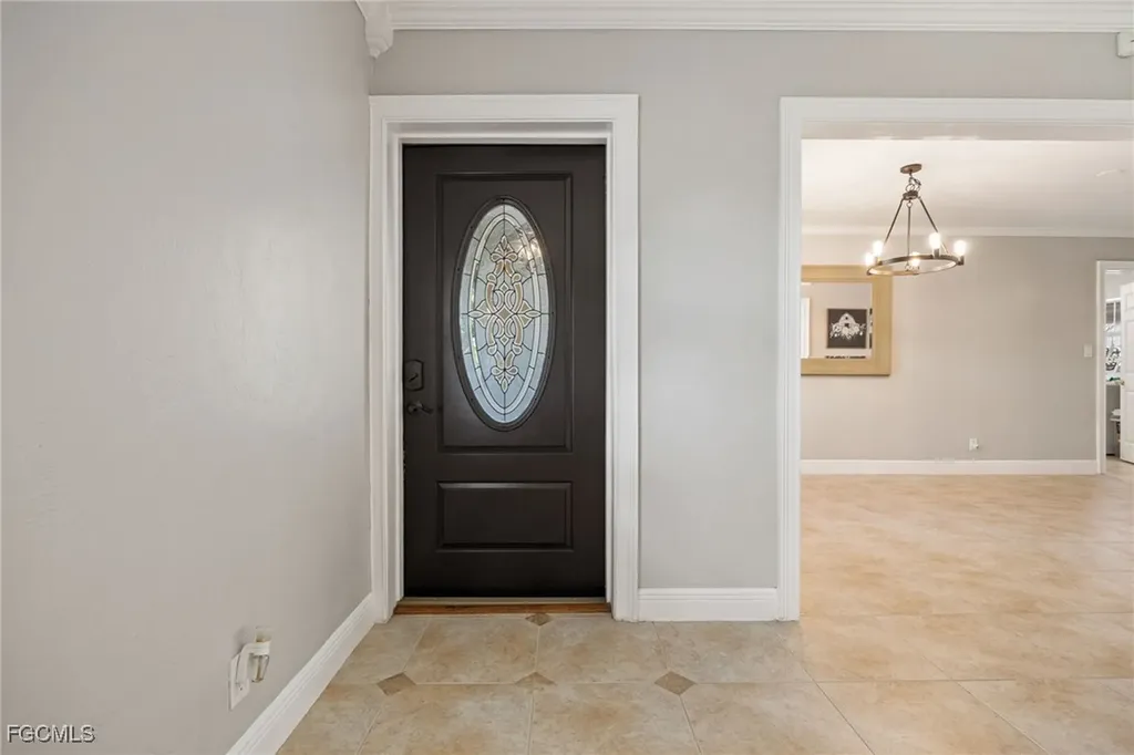8327 Riviera Avenue Fort Myers FL 33919