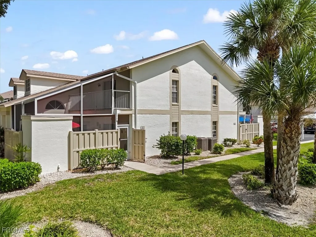 Fort Myers FL, 6851 Pentland Way, Unit 13