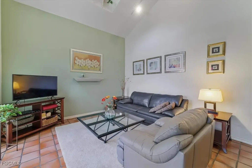 6851 Pentland Way Fort Myers FL 33966