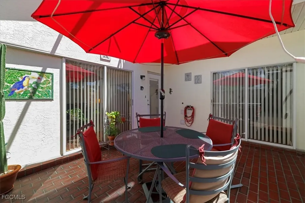 6851 Pentland Way Fort Myers FL 33966