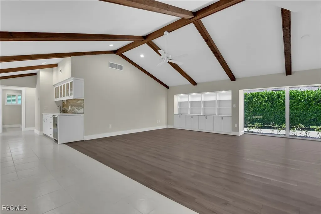 491 Cypress Way E Naples FL 34110