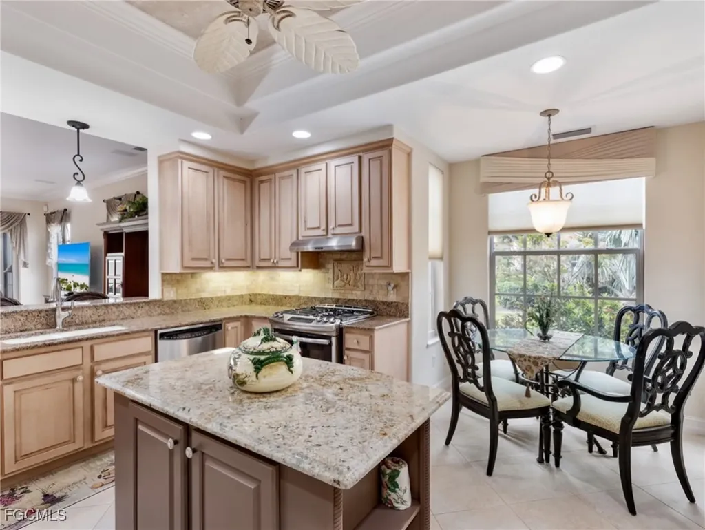 11239 Bienvenida Court Fort Myers FL 33908