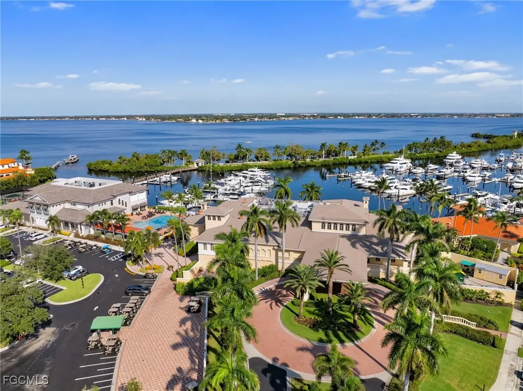 11239 Bienvenida Court Fort Myers FL 33908